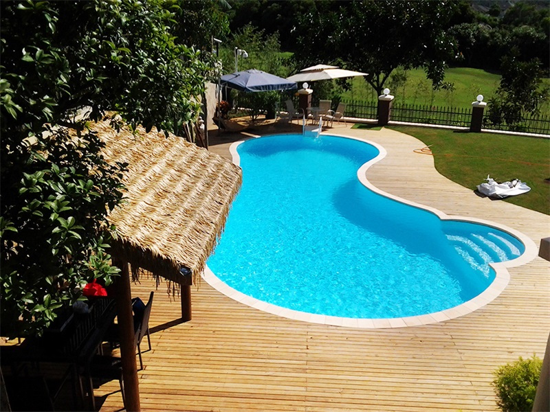 别墅室外泳池